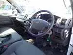 ハイエースバン DX 1t 4WD 中温冷凍車 3人乗り 4ドア